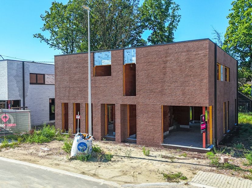 Maison à vendre à Simone Reyndersstraat 40,
                    3550 Zolder