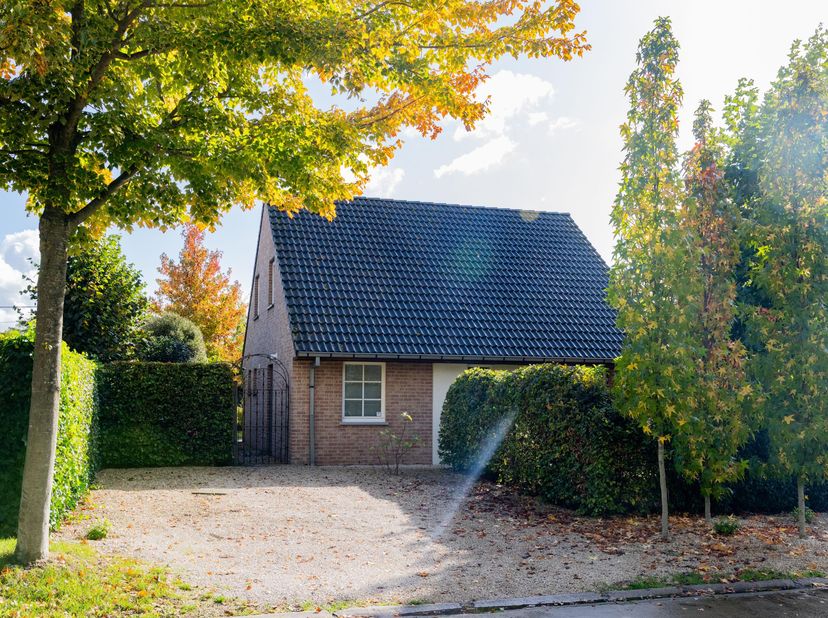 Huis te koop in Goed ten Pauw 1A,
                    9080 Lochristi