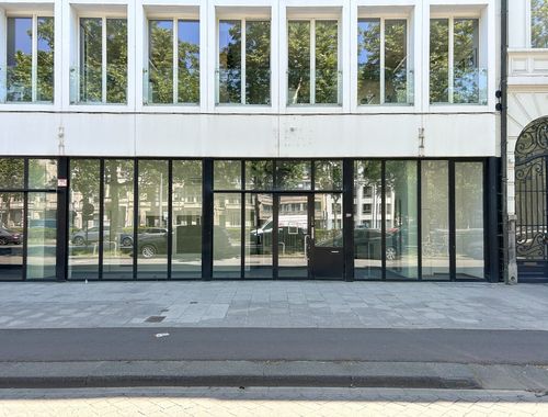                                         Handelszaak te koop in Antwerpen, € 695.000
