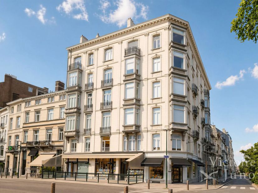 Quartier Place Brugmann/Lepoutre, direct nabij winkels, transport, restaurants - prachtig appartement van 251 m² bruto met balkons van 6 m² in een Hau