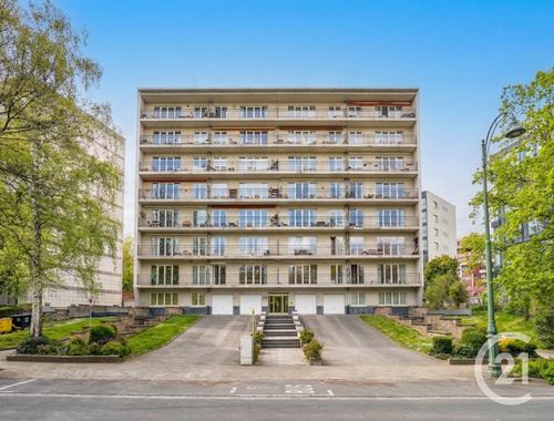                                         Appartement te huur in Oudergem, € 1.400
