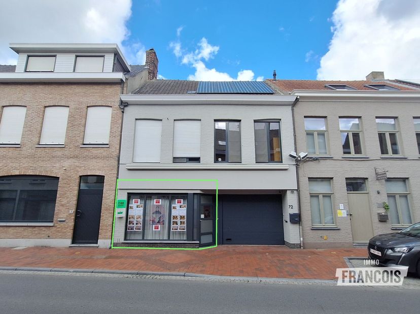 Bedrijfsvastgoed te huur in Ieperstraat 72,
                    8970 Poperinge