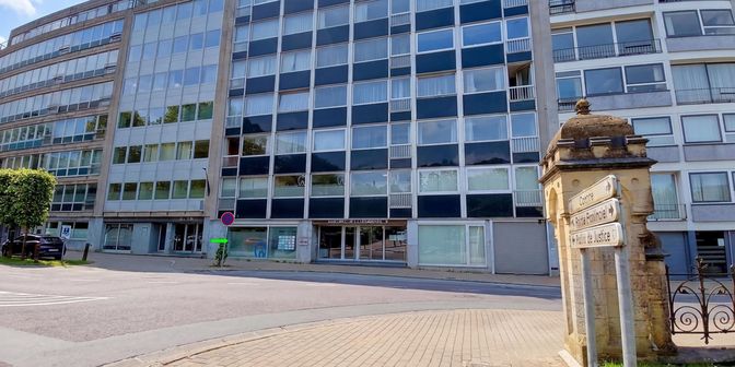 Bien professionnel à vendre à Avenue Jean-Baptiste Nothomb 14, 6700 Arlon
