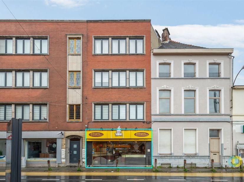 En plein coeur de Vilvoorde, une opportunité unique s'offre à vous. Bénéficiez d'une visibilité optimale, entouré de boutiques, de restaurants et d'en
