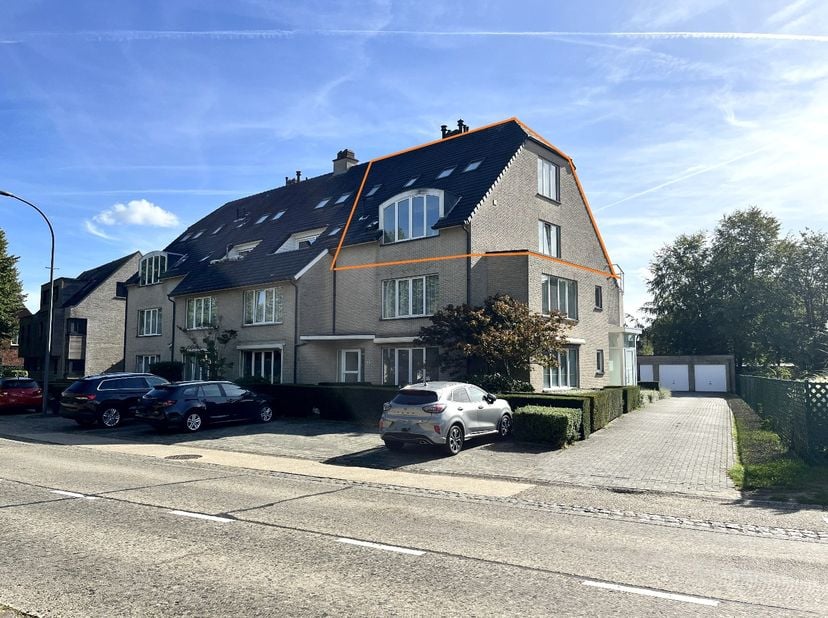 Appartement te koop in Kattenhoflaan 13 bus 2R,
                    2960 Brecht