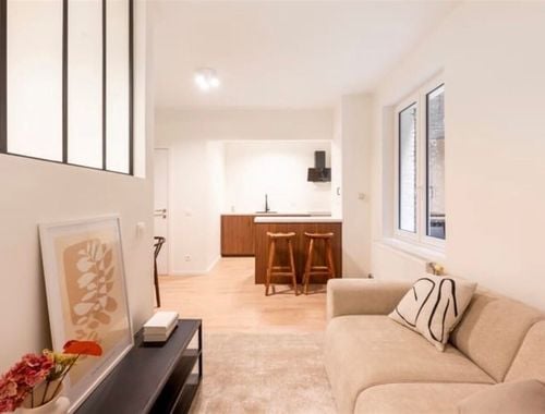                                         Studio avec coin lit à louer à Antwerpen, € 800
