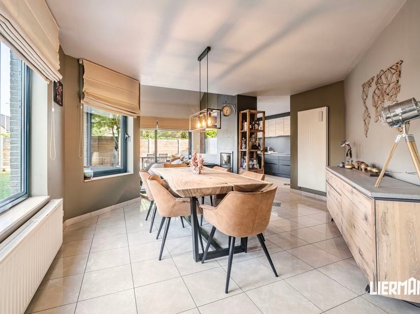 Huis te koop in Parklaan 12,
                    9470 Denderleeuw