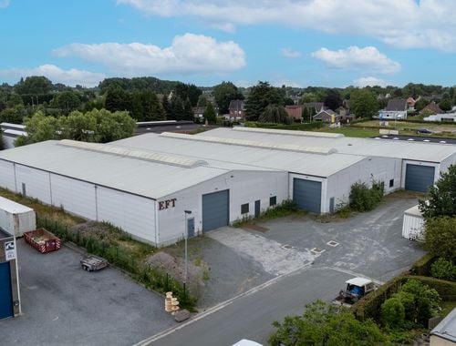                                        Magazijn zonder bureel te huur in Merelbeke, € 14.500
