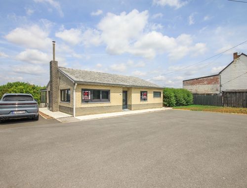                                         Villa te koop in Philippeville, € 239.000
