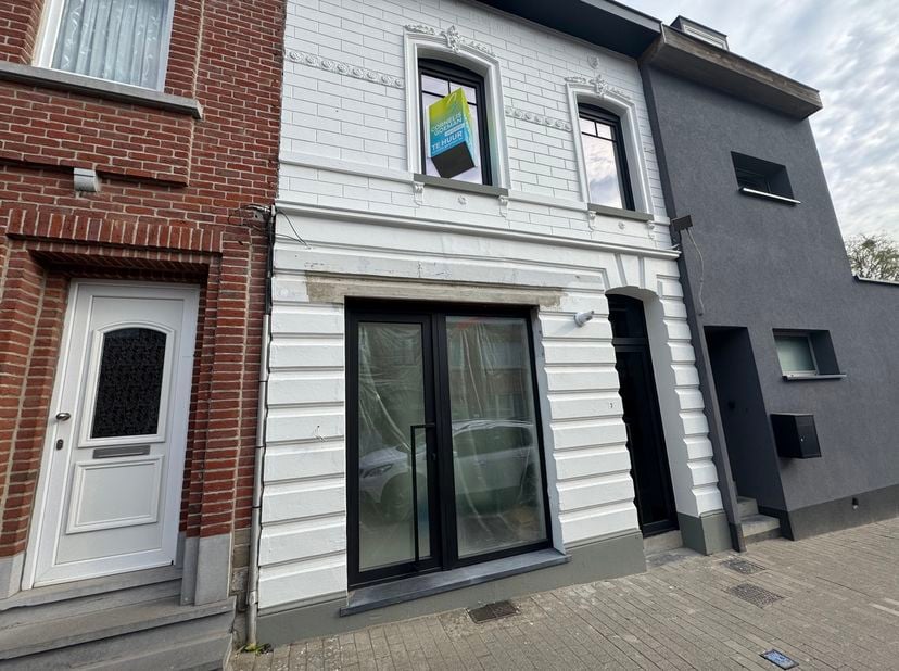 Appartement à louer à Geraardsbergen<br />
Vous recherchez un appartement spacieux et prêt à emménager ? Alors ce magnifique appartement est exactemen