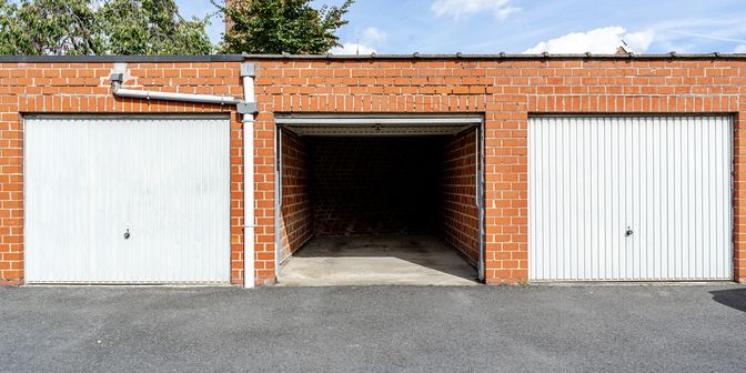 Garage te koop in Erembodegem-Dorp 111, 9320 Erembodegem
