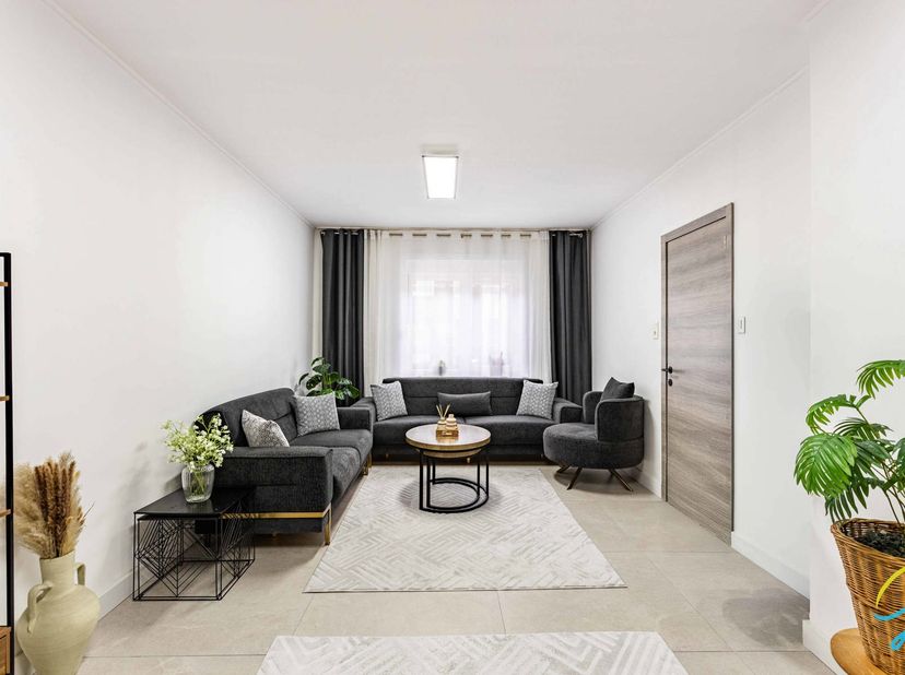 Maison à vendre
                    à 9240 Zele