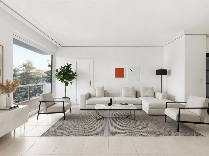 Dit lichte appartement ligt verscholen in het groen en biedt ongeveer 130 m² woonruimte + 2 terrassen.<br />
De gezellige woonkamer met open keuken ge