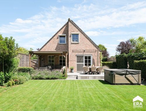                                         Woning te koop in Lommel, € 435.000

