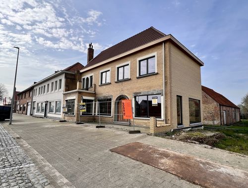                                         Woning te koop in Lapscheure, € 495.000
