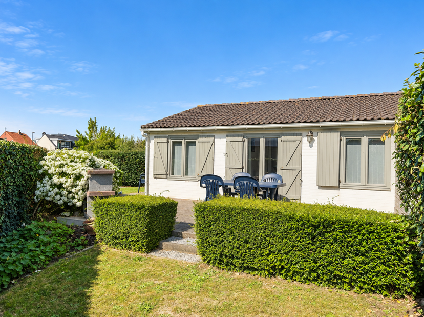 Huis te koop in Bredeweg 76 bus 25,
                    8420 Klemskerke