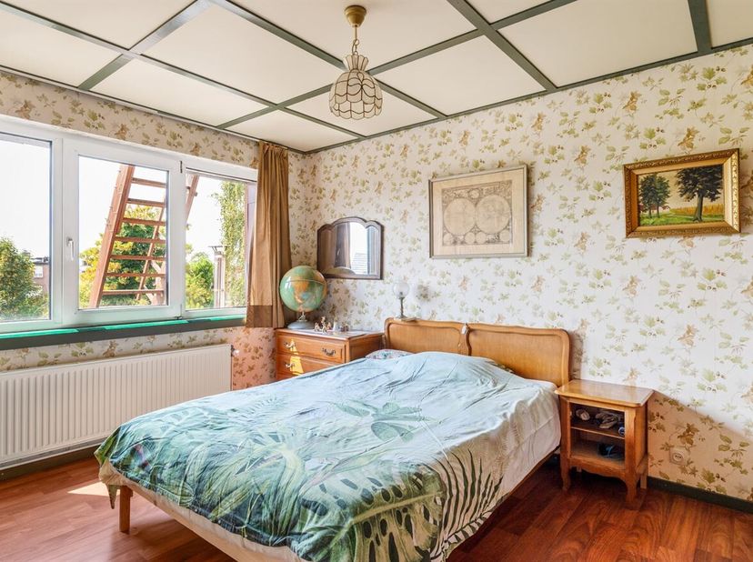Maison de caractère avec 4 chambres et un joli jardin à Merksem<br />
Vous recherchez une maison de caractère, spacieuse et offrant de nombreuses poss