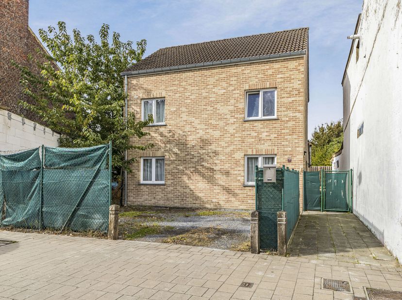 Huis te koop in Fabriekstraat 94,
                    1601 Ruisbroek
