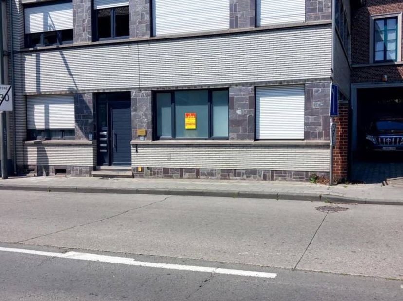 Bedrijfsvastgoed te huur
                    in 7012 Jemappes