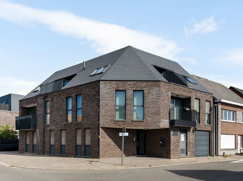 Appartement te koop in Hoogstraat 138/201,
                    2400 Mol