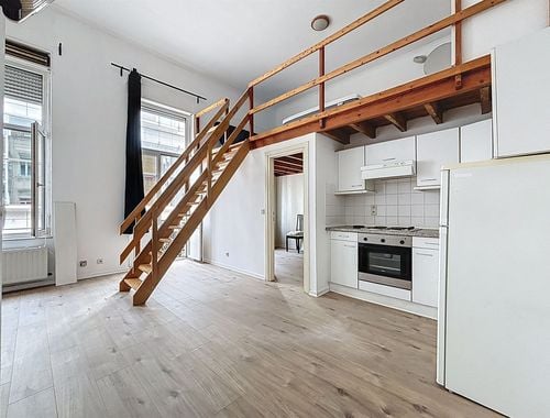                                         Immeuble d'appartements à vendre à Ixelles, € 1.285.000
