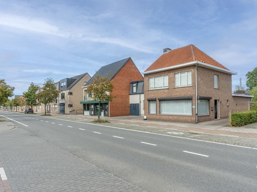 Huis te koop in Steenweg op Mol 106,
                    2360 Oud-Turnhout