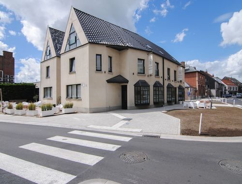                                         Appartement te huur in Zedelgem, € 725
