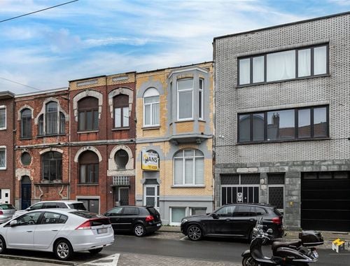                                         Maison à vendre à Deurne, € 385.000
