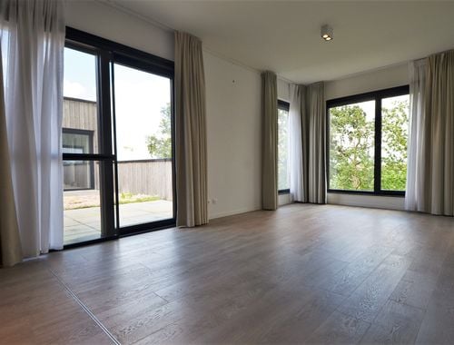                                         Attique à vendre à Sint-Pieters, € 285.000
