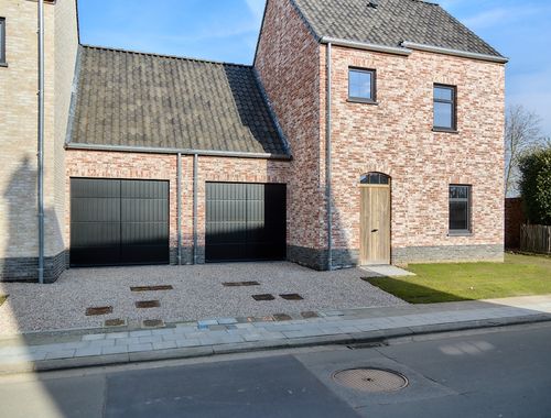                                         Woning te koop in Wielsbeke, € 395.000
