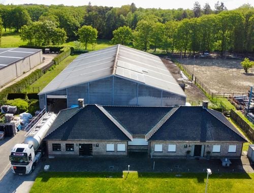                                         Bedrijfsgebouw te huur in Oostmalle, € 5.400
