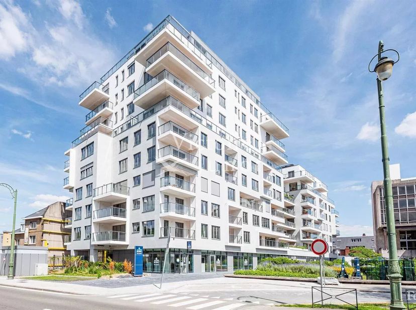 Gepresenteerd door Yanis Morsa: 0487 71 46 10 / yanis.morsa@victoire.be<br />
Victoire-junot biedt je dit schitterende appartement in Auderghem, geleg