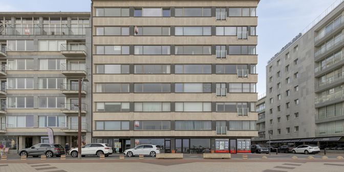 Bien professionnel à vendre à Zeedijk-Knokke 676, 8300 Knokke