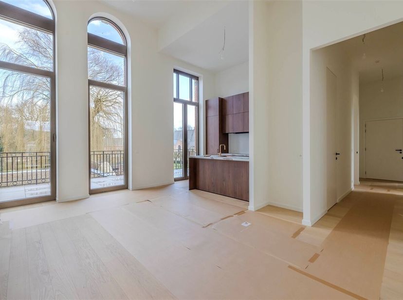 Exclusief luxe nieuwbouwappartement met uniek zicht op het Begijnhof van Herentals <br />
Ligging: Dit stijlvolle appartement is uitzonderlijk rustig