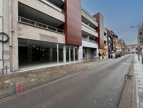                                         Bien commercial à vendre à Izegem, € 900.000
