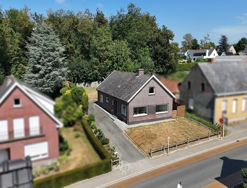                                         Maison à vendre à Dikkelvenne, € 339.000

