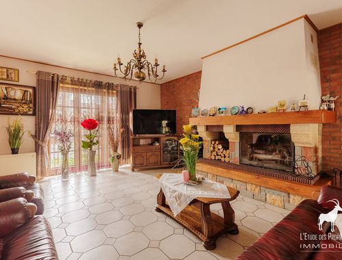                                         Villa te koop in Wasmes, € 799.999
