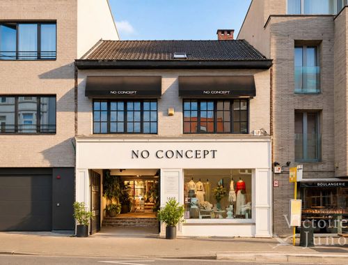                                         Bâtiment commercial à vendre à Uccle, € 1.490.000
