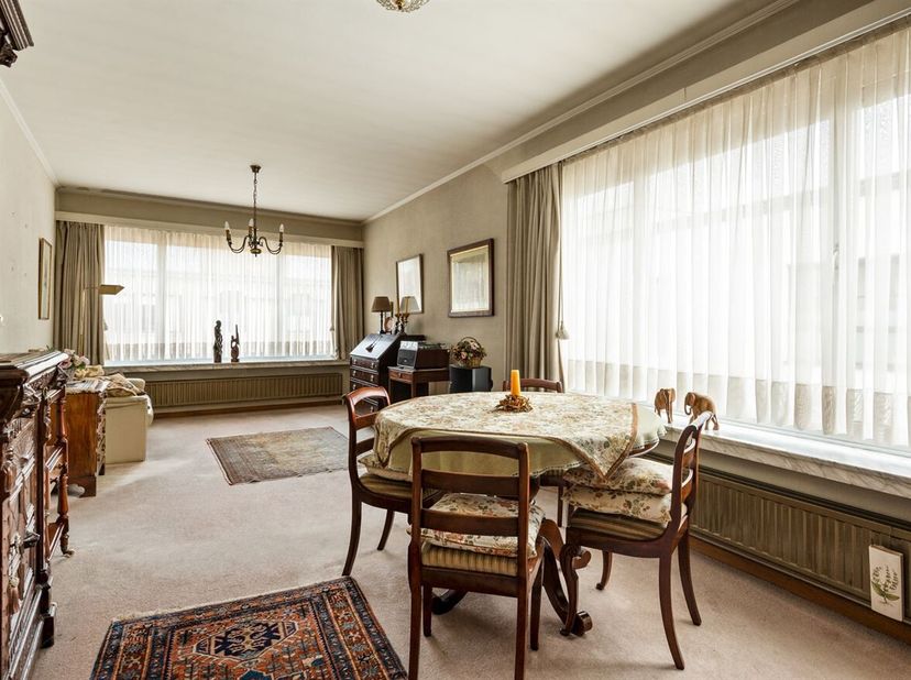 Op te frissen appartement met 1 slaapkamer, terras en lift<br />
Dit op te frissen appartement met 1 slaapkamer is gelegen op de derde verdieping van