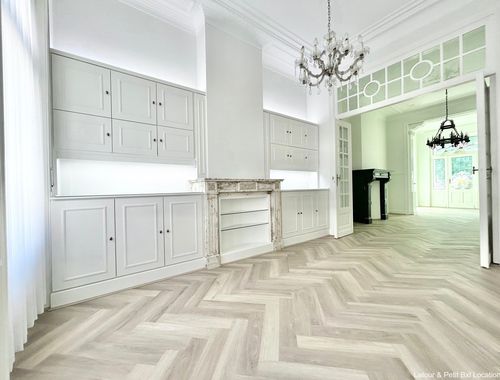                                         Maison à louer à Schaerbeek, € 3.200
