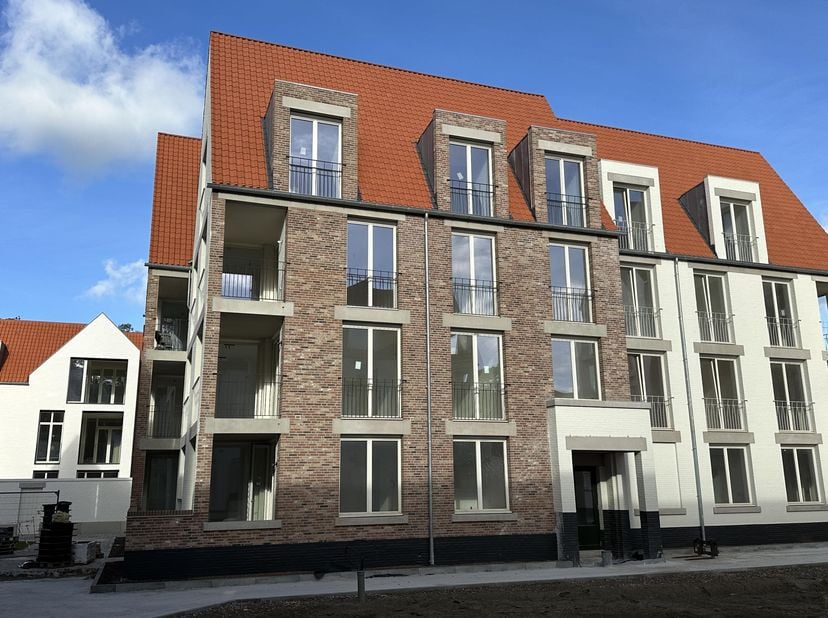 Appartement te huur in Sint-Juliaansplein 1,
                    8000 Brugge