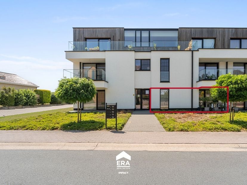 Te koop: instapklaar gelijkvloers appartement in Bree, op wandelafstand van het centrum en nabij de school in Gerdingen. Dit nieuwbouwappartement uit
