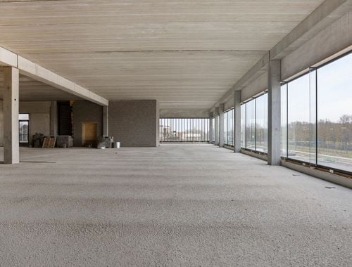                                         Kantoor te huur in Veurne, € 7.500
