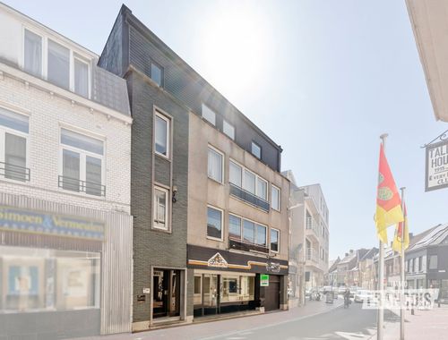                                         Commercieel Gebouw te koop in Poperinge, € 119.000
