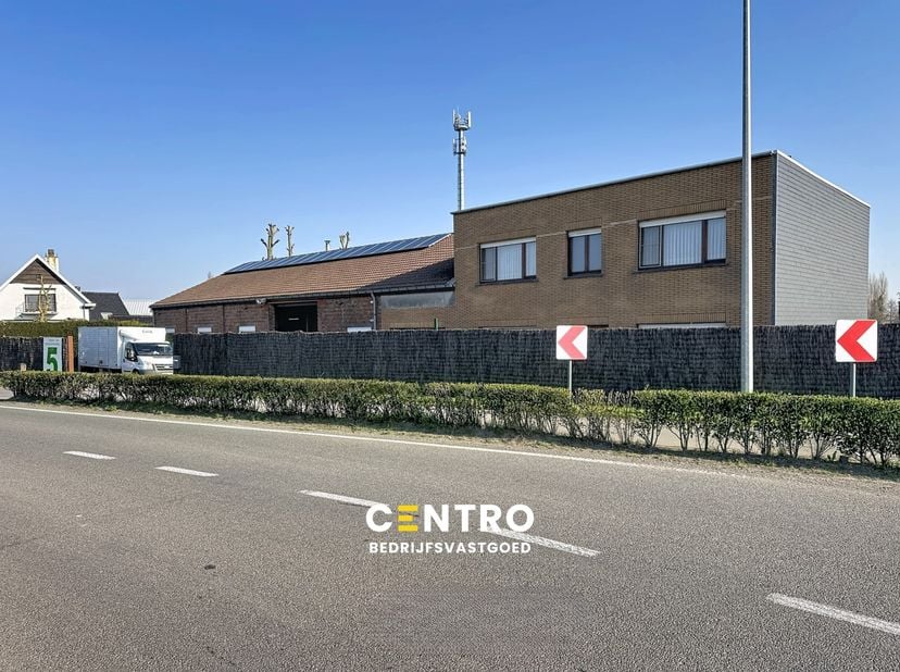 Bien professionnel à vendre
                    à 8470 Gistel
