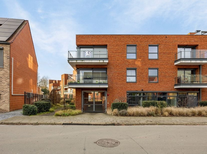 Appartement te koop in Busweg 16A,
                    3600 Genk