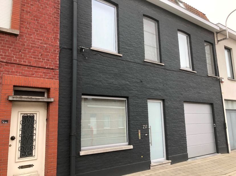 Maison à louer à Bruggestraat 257,
                    8930 Menen