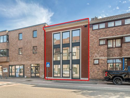                                        Woning te koop in Maaseik, € 659.000
