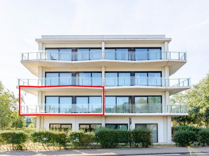 De Haan: moderne en lichtrijke assistentiewoning met 2 slaapkamers te koop in Residentie Zilverduin - De Haan.Residentie Zilverduin is gelegen in een
