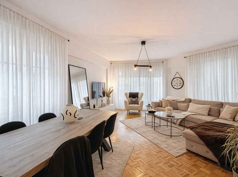 Appartement te koop in ,
                    1190 Vorst